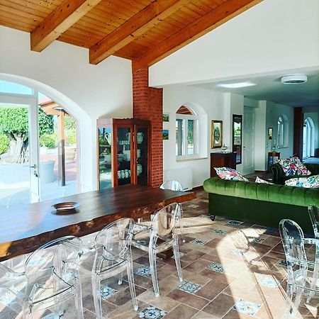 パエストゥム La Ricarda Dimora Di Campagna Bed & Breakfast エクステリア 写真
