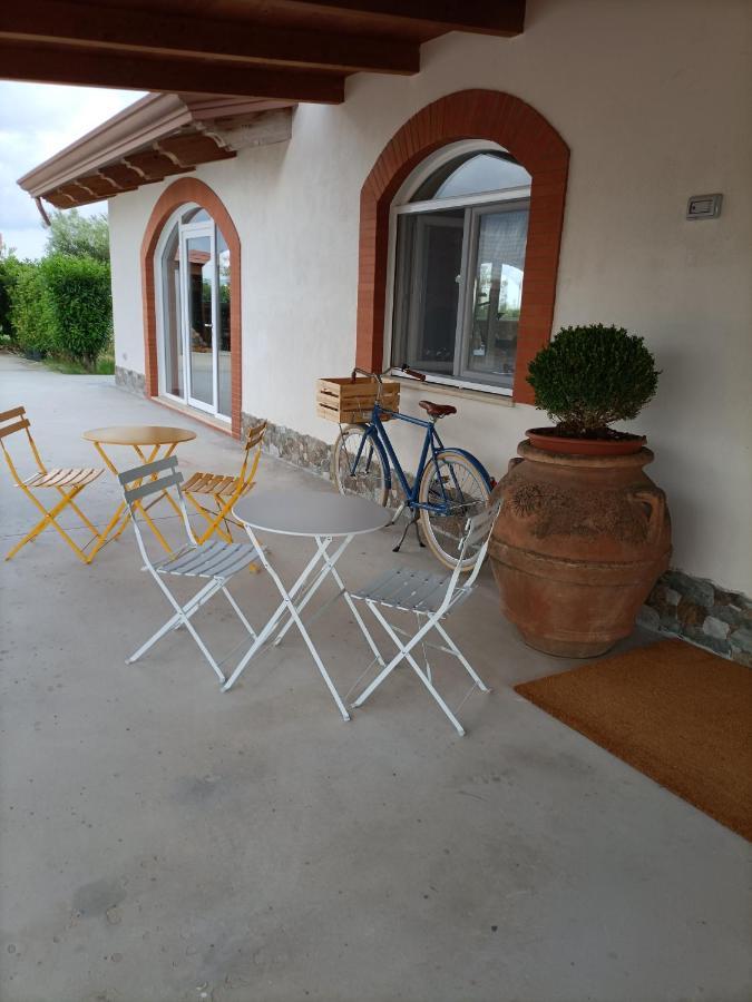 パエストゥム La Ricarda Dimora Di Campagna Bed & Breakfast エクステリア 写真