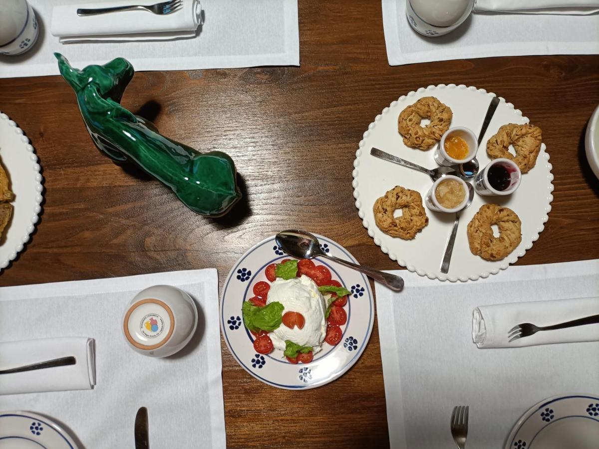 パエストゥム La Ricarda Dimora Di Campagna Bed & Breakfast エクステリア 写真